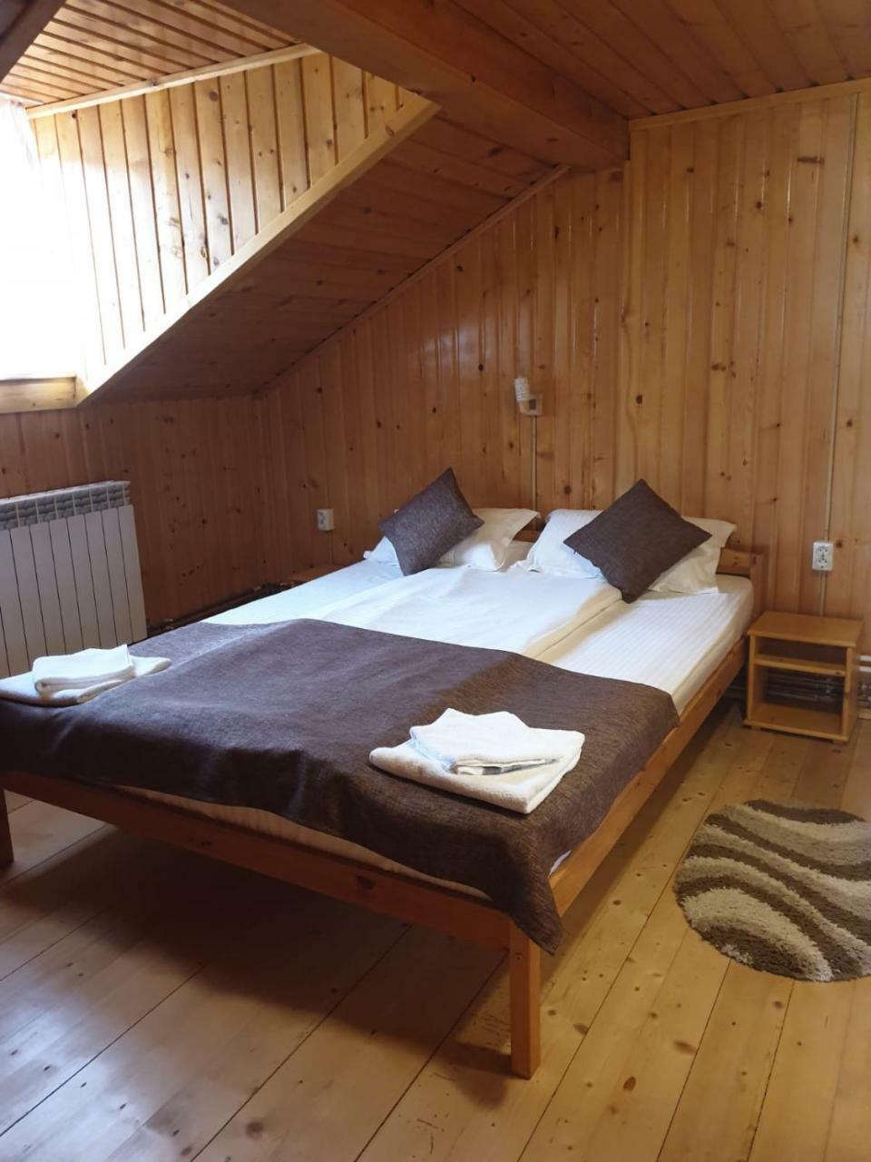 Cabana Sarmis Costesti 外观 照片
